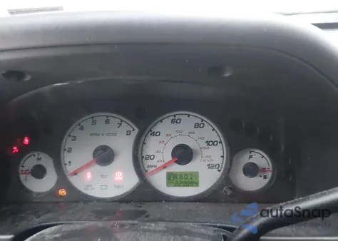 2004 Ford Escape Xlt from USA, damaged, VIN 1FMYU93194DA04980